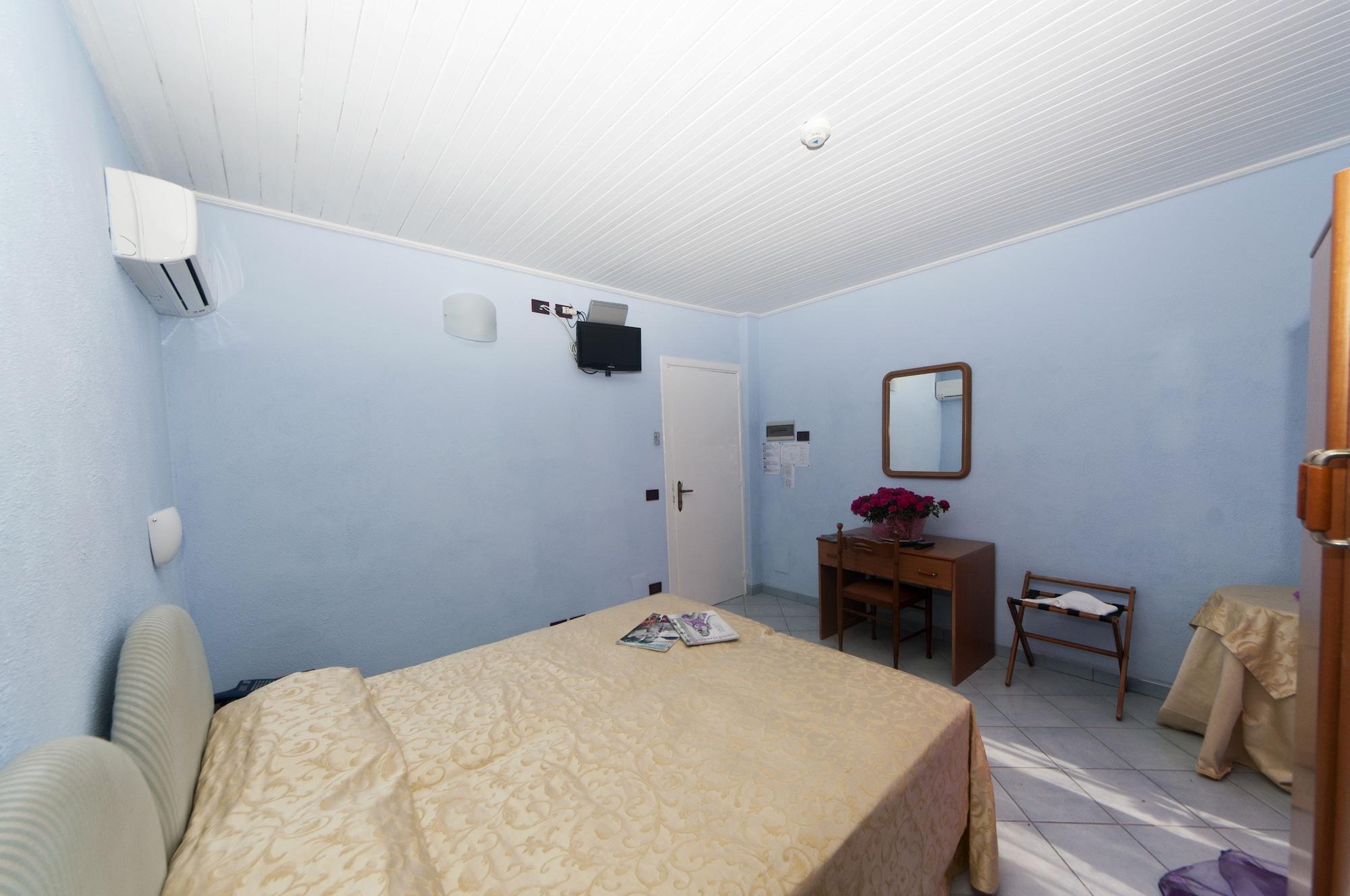Hotel Villa Franca Форио Экстерьер фото